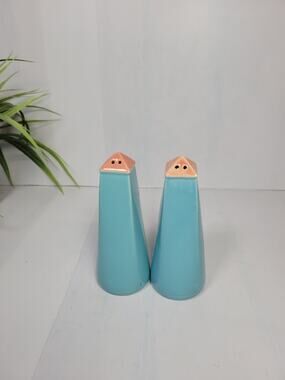 Vintage Lindt Stymeist Colorways Tower Salt and Pepper Shakers Pyramid Top